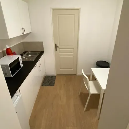 Studio E Lumineux Refait A Neuf Apartment *